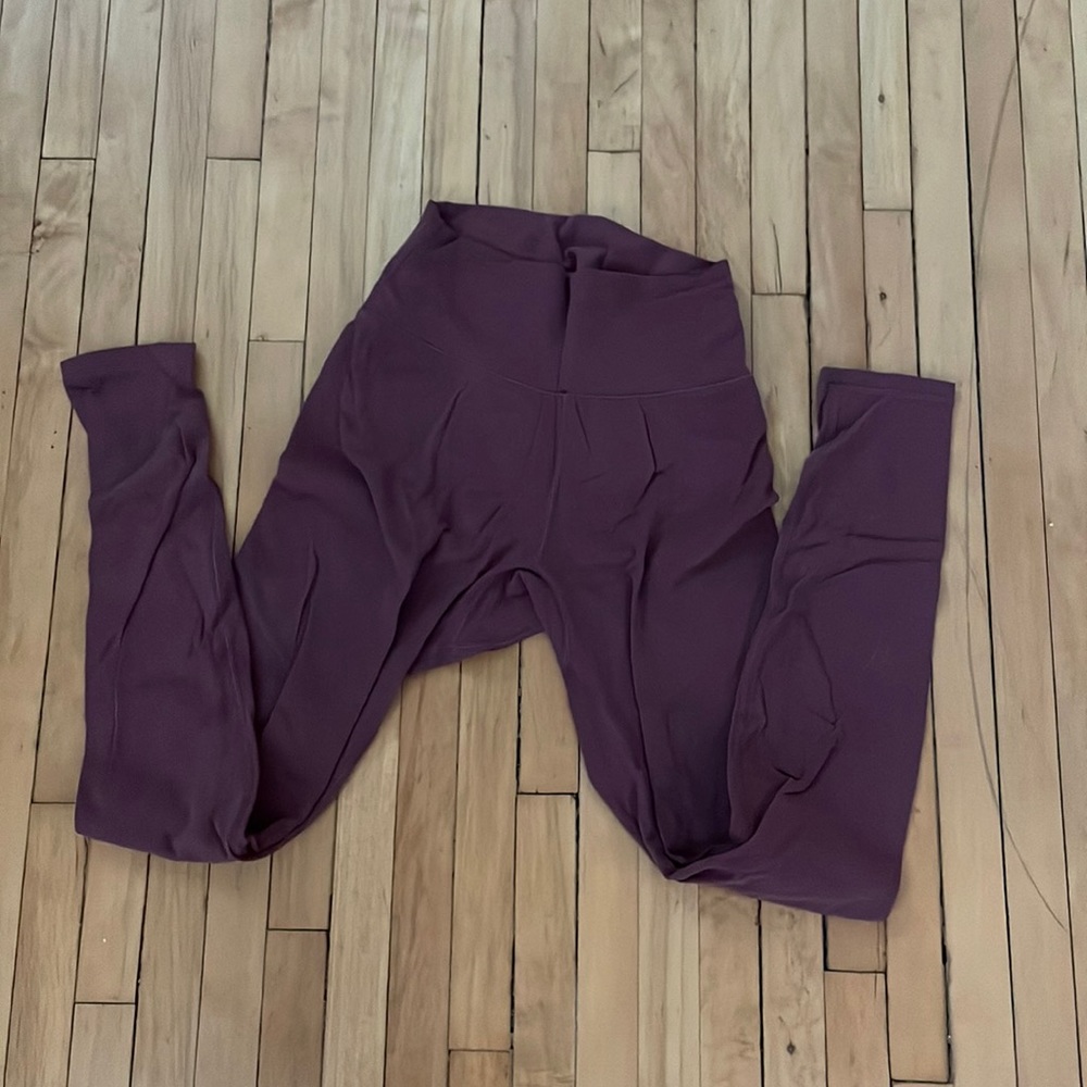 Buffbunny Rosa leggings in Windsor Wine